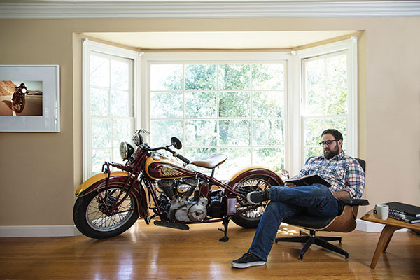 contest motorcycle livingroom 600